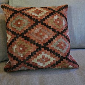 Kilim throw pillow 18 x 18"